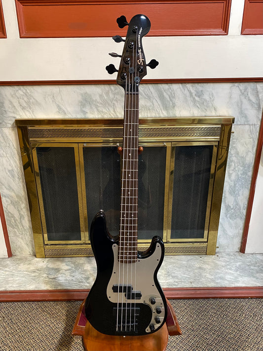 SQUIER PRECISION BASS 5 STRING